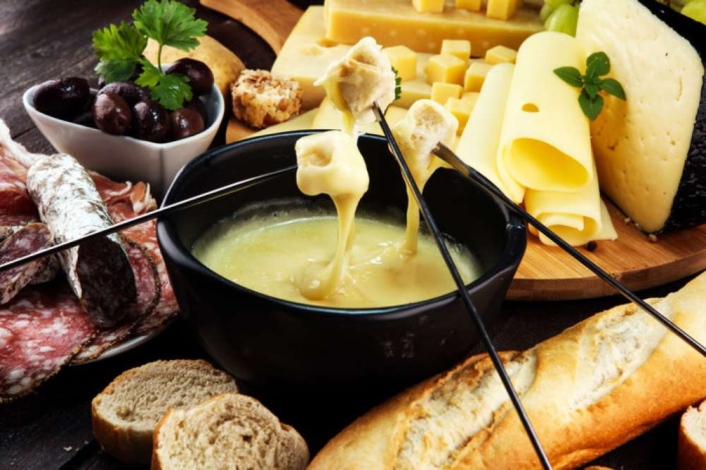 Swiss-famous-Fondue